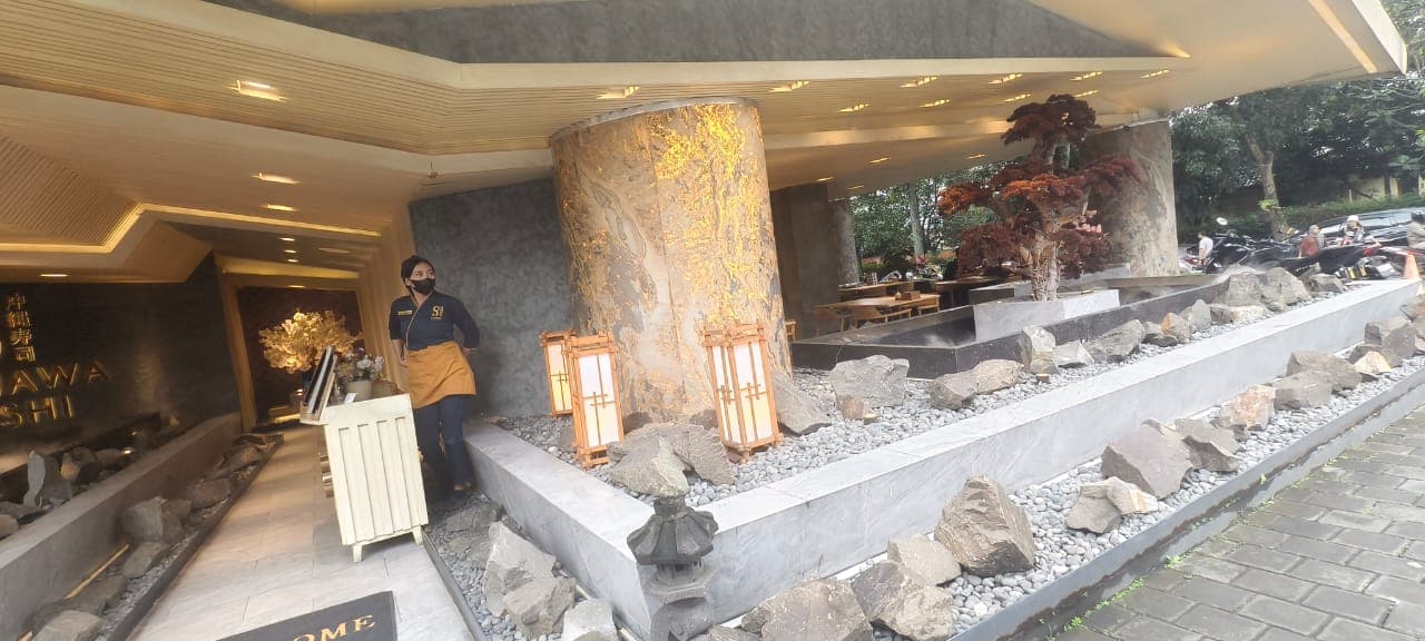 OKINAWA SUSHI • Bandung Riau 4