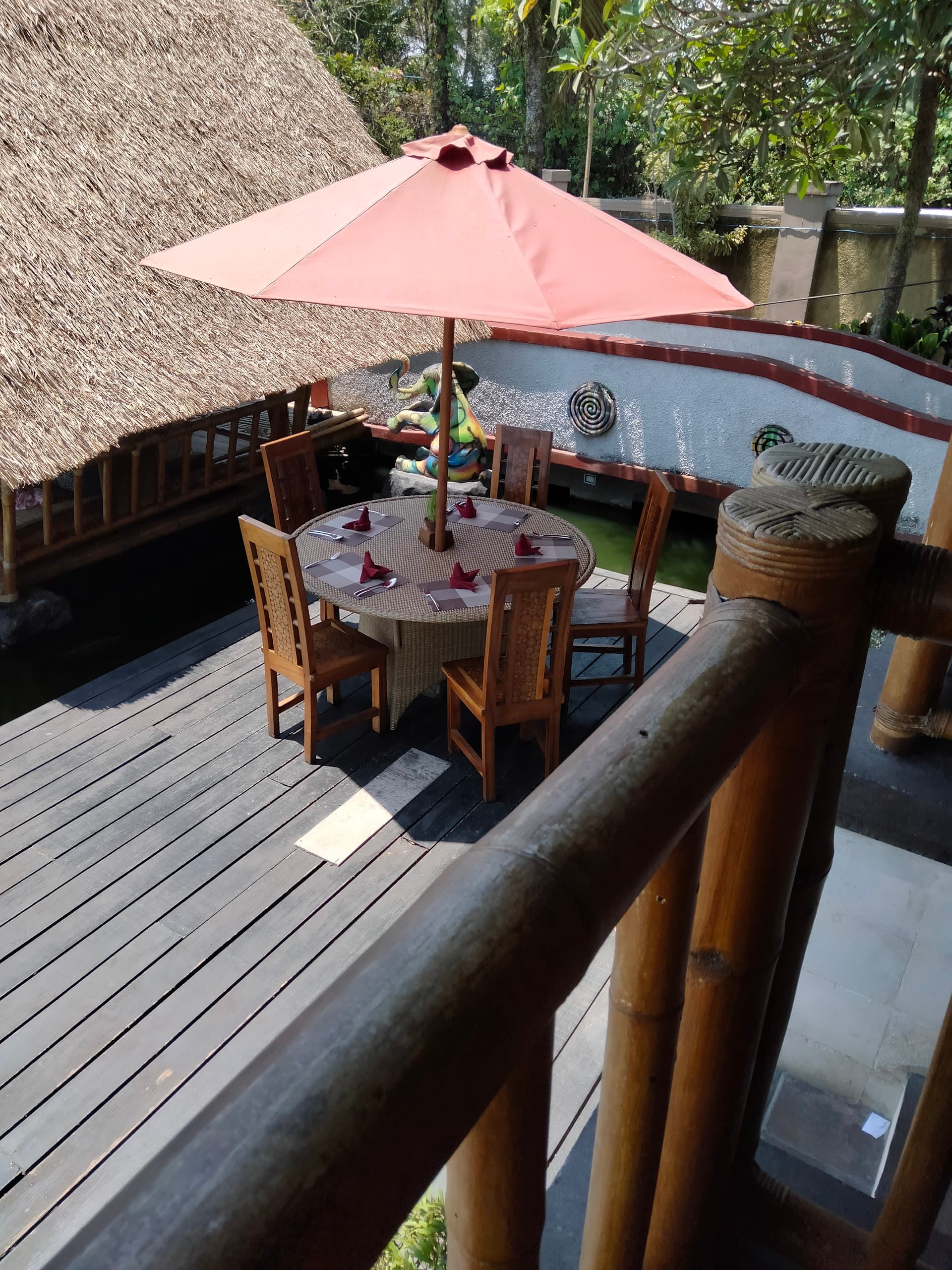 Bebek Tebasari Resto 2