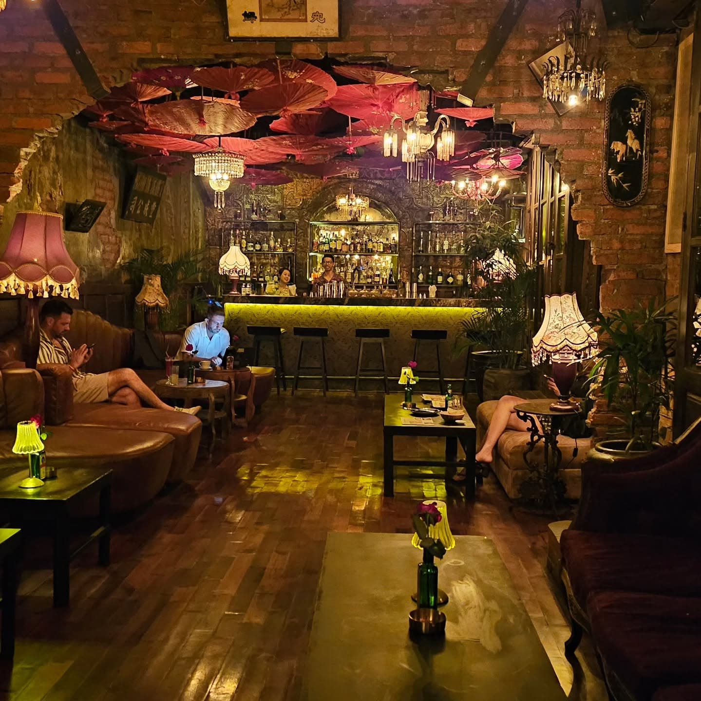 Dengerin! Nongkrong di La Favela biar gak boncos, catet 3 pelajaran mahal ini 4