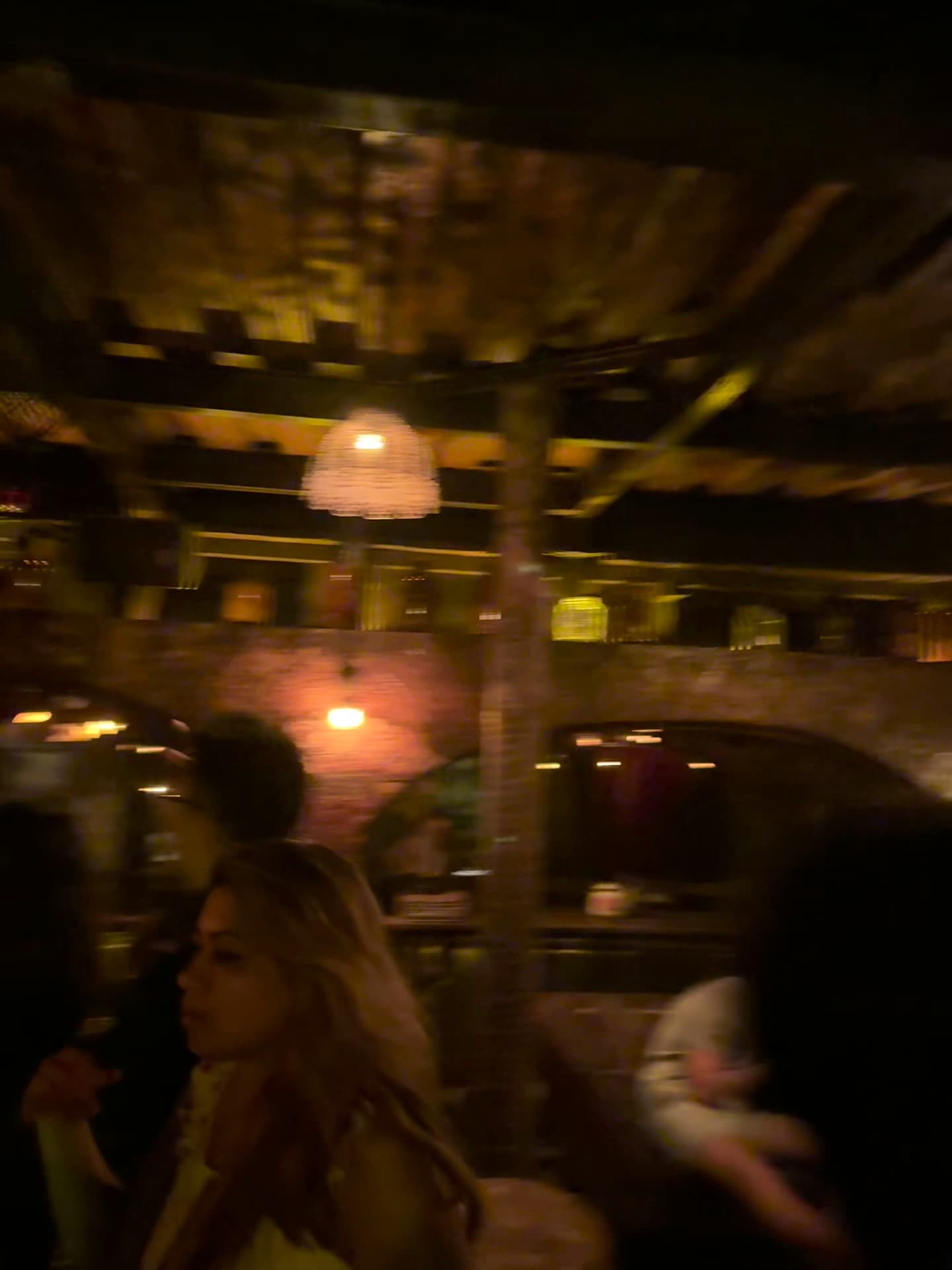 Dengerin! Nongkrong di La Favela biar gak boncos, catet 3 pelajaran mahal ini 3