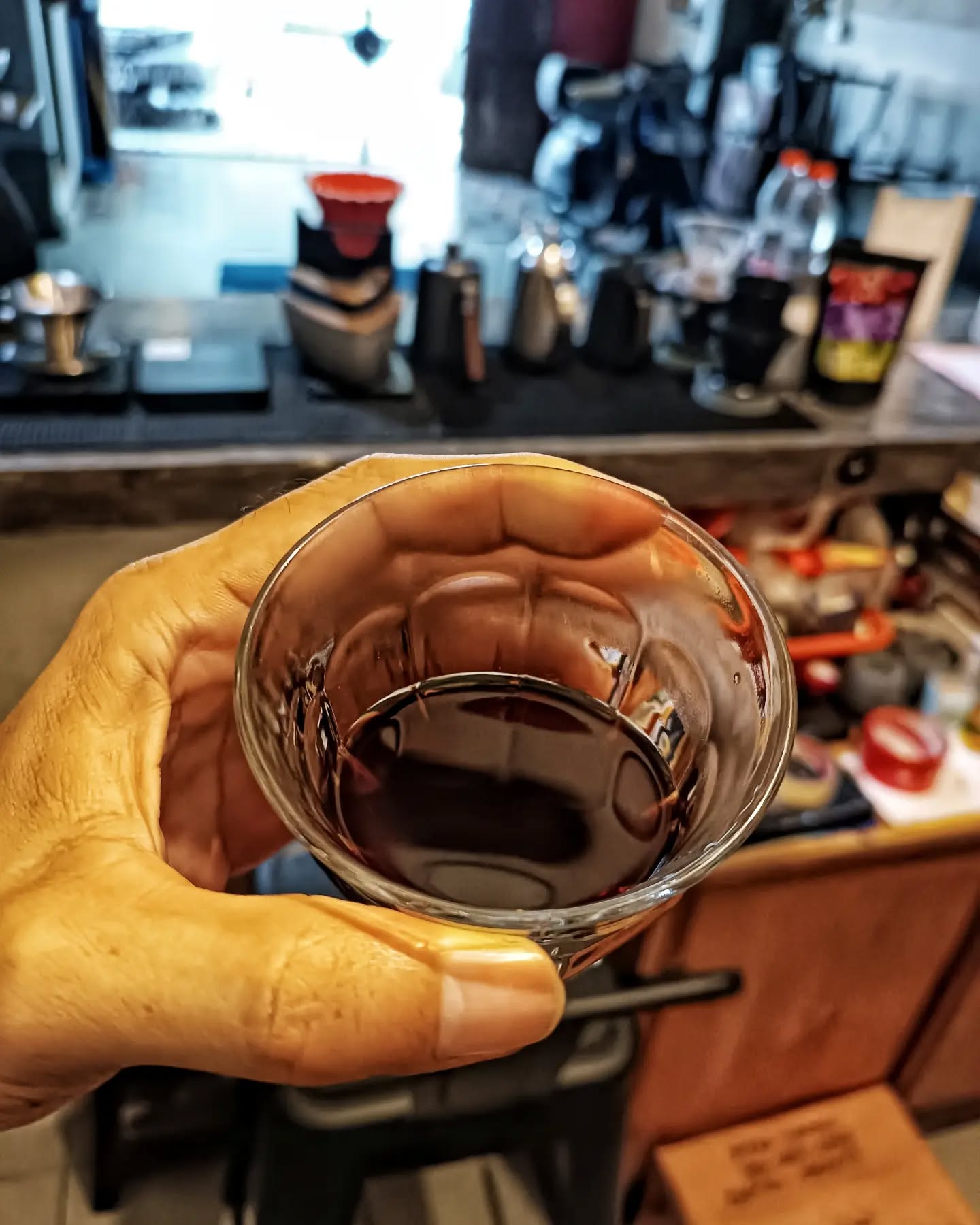 Coffee Purists, Step In! This 'No-Frills' Medan Cafe is the Cure for Fussy Coffee.