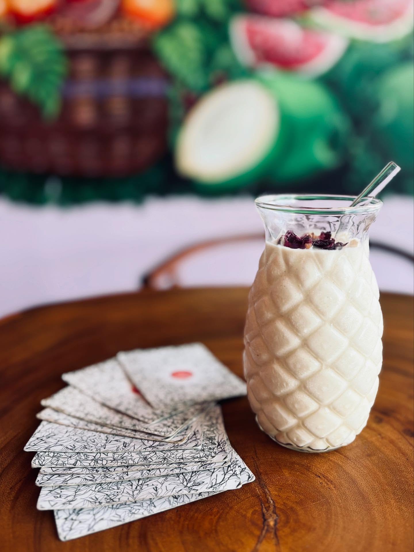 Anjay! Tempat di Jakbar ini nyulap healthy shake jadi kayak cerita dongeng