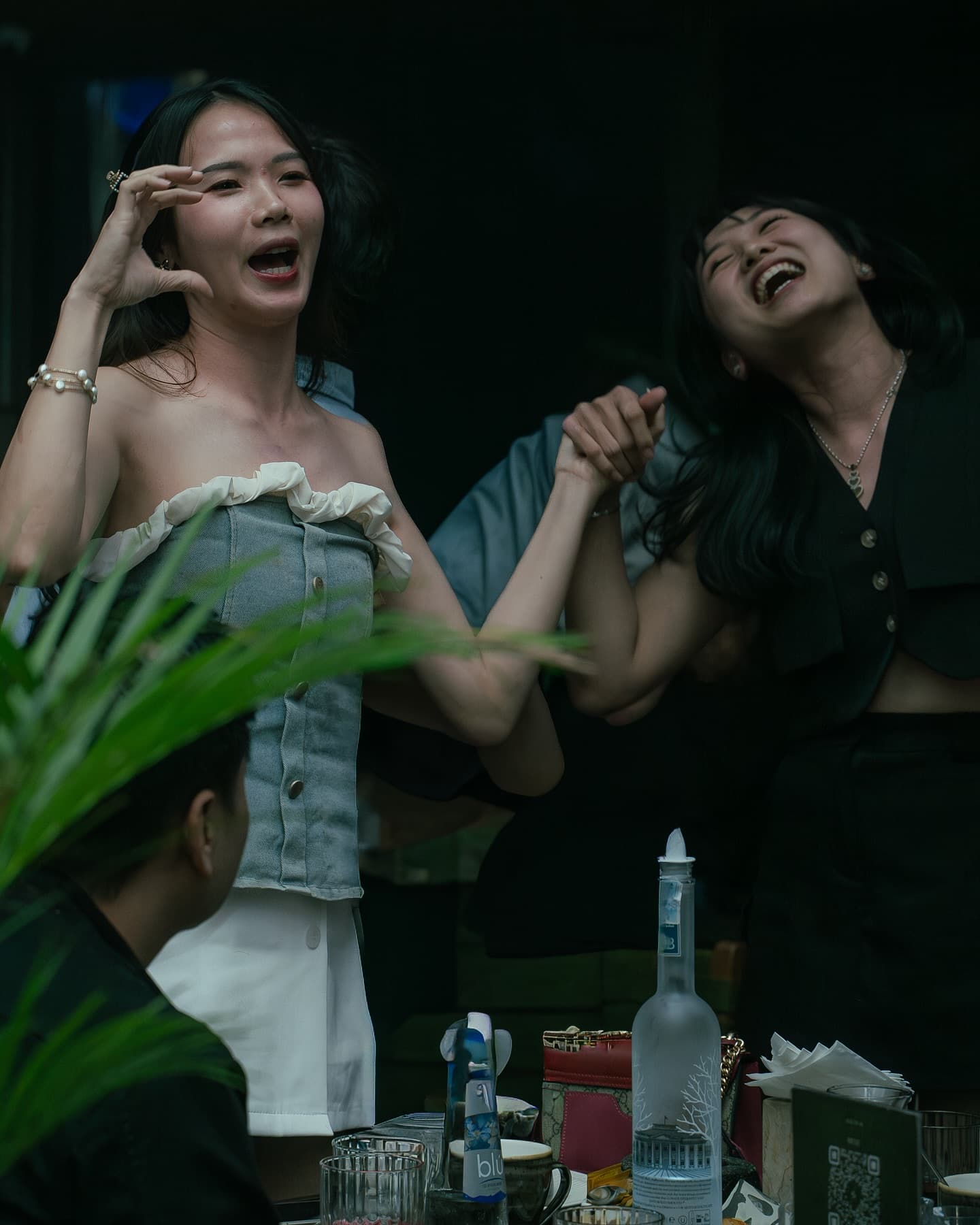 Anak SCBD, merapat! Pulang kerja mending Nongkrong, Live Bar ini ngertiin banget 5