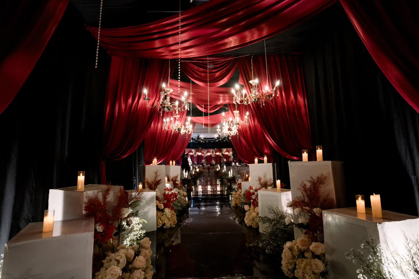 1 Million for 1kg Crab? Medan's Legendary Restaurant: Worth the Hype or a Rip-off?