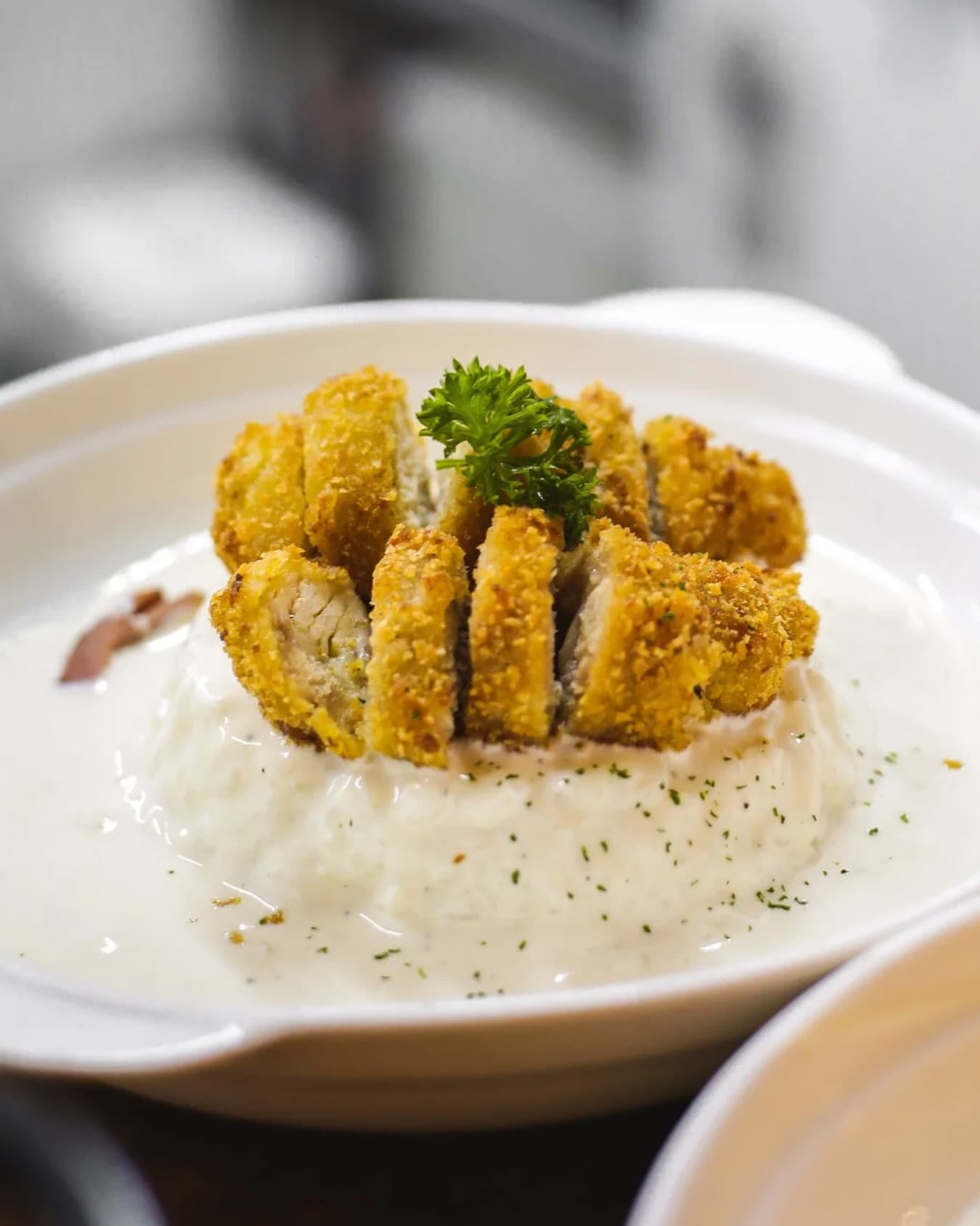 Cuma 50k, demi Nasi Creamy Mantap ini, gue rela macet-macetan ke Jaksel