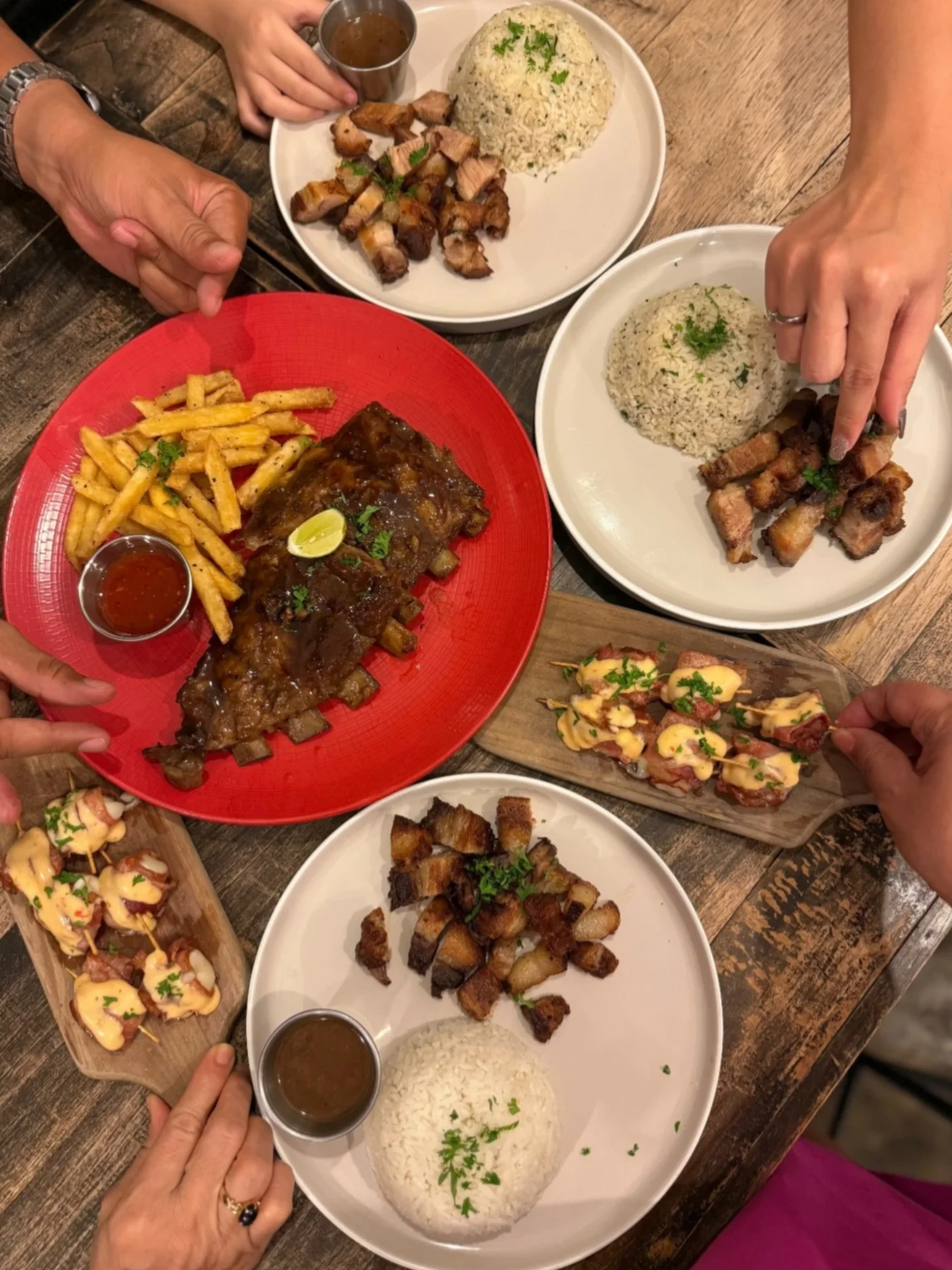 Jangan cuma Nuri's doang! Iga babi kaki lima di Bali yang ini, baru Mantap! 2