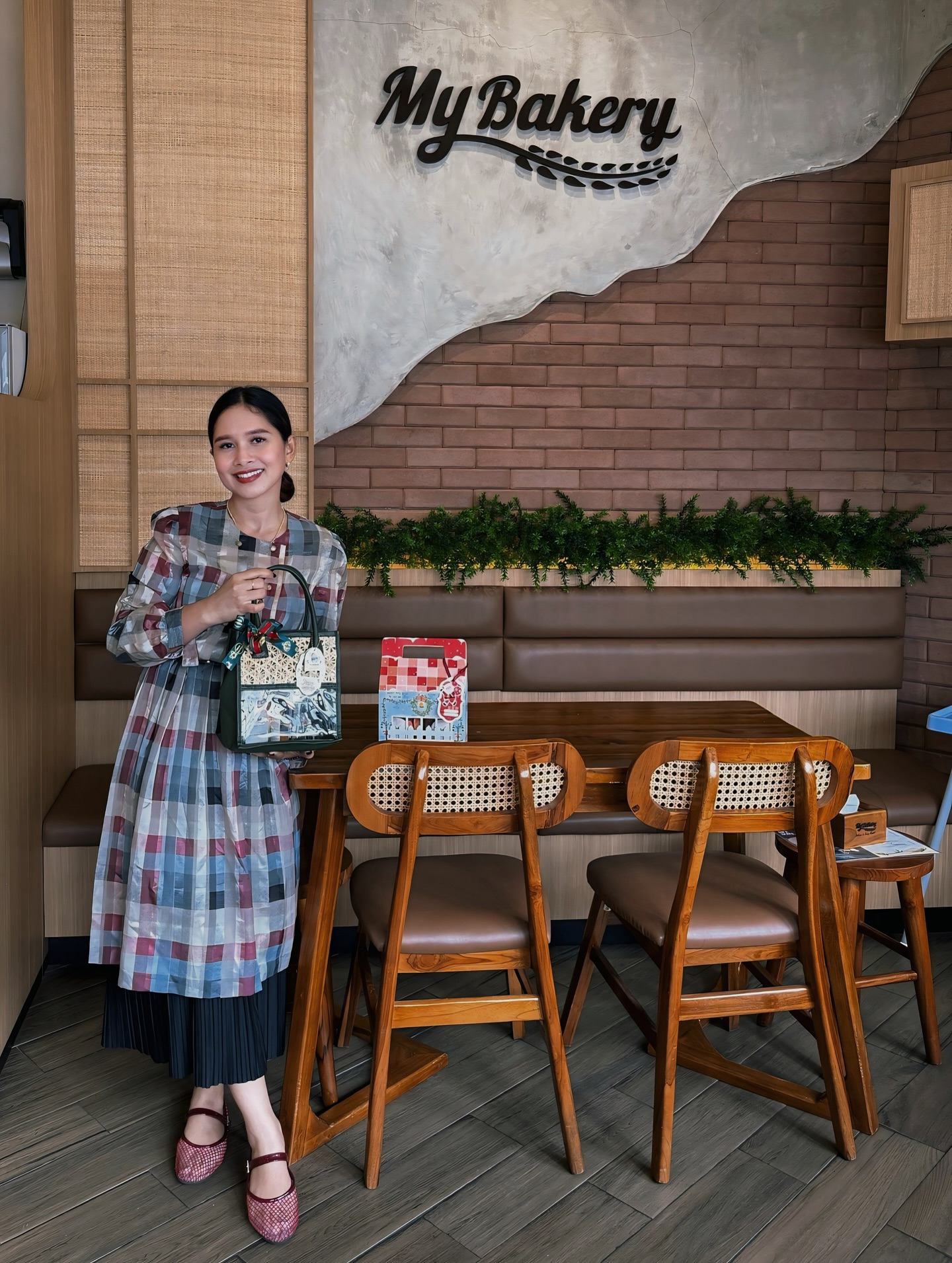 How does a cheap ice cream shop get 4.9 stars on Google? 3