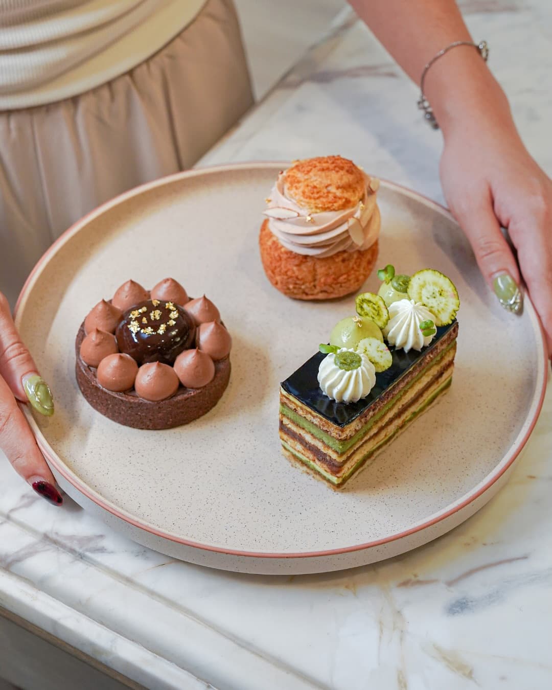 Google 4.9分就这?雅加达FLOR真实吐槽局 2