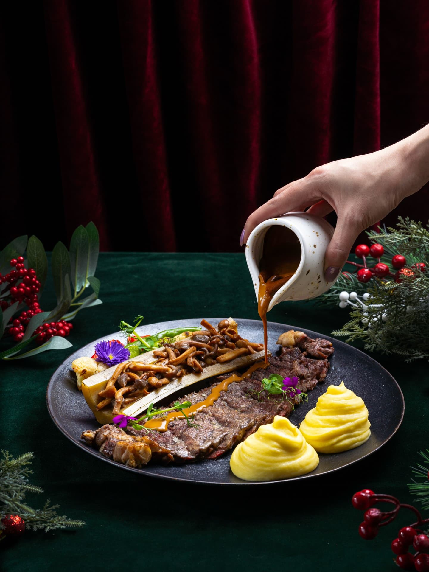 Anak party Jakarta, merapat! Tempat nongkrong baru di Gatsu ini musiknya agak 'liar', anjay 4