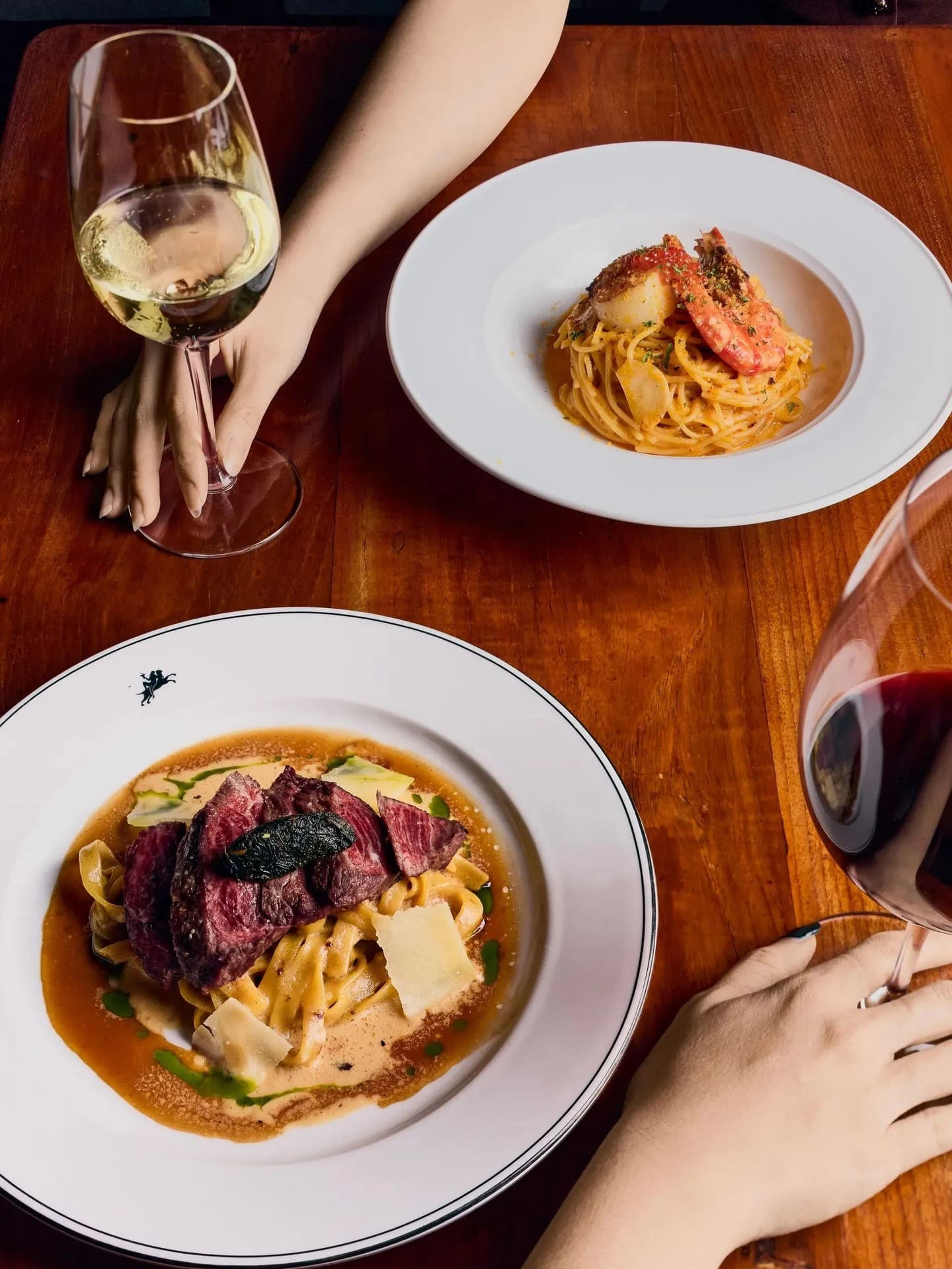 Nongkrong di CBD Jakarta, eh dibikin ambyar sama semangkuk Soto Betawi… 3