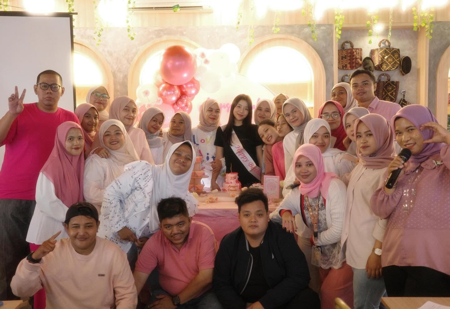 全员辣木做的菜,雅加达这家店是养生还是交智商税? 3