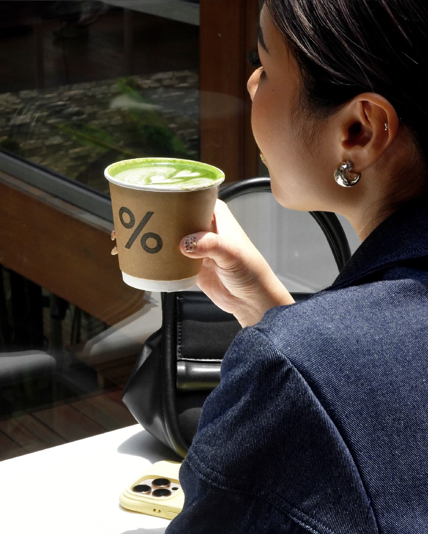 Anak Desain, Merapat! % Arabica Jakarta Ini Surga Sekaligus Racun Dompet.