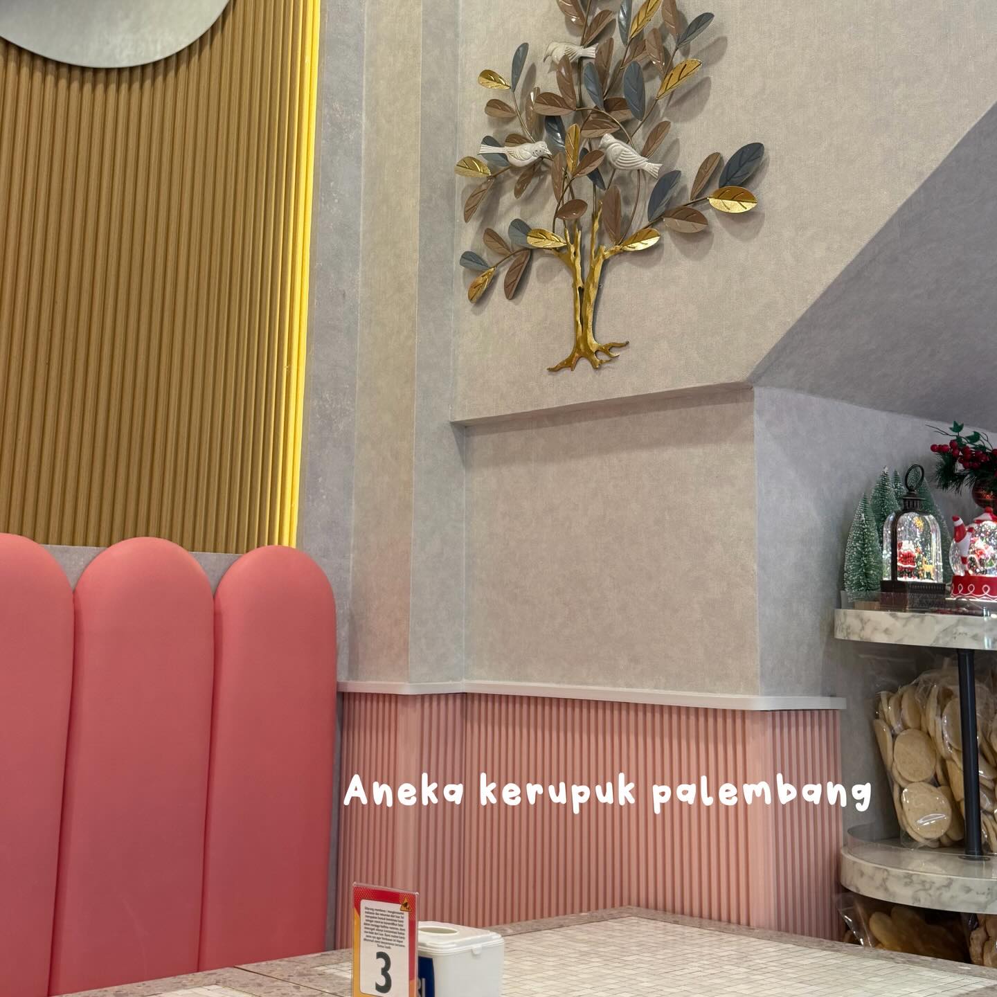 I almost got squished out of shape for Palembang's #1 Asinan…