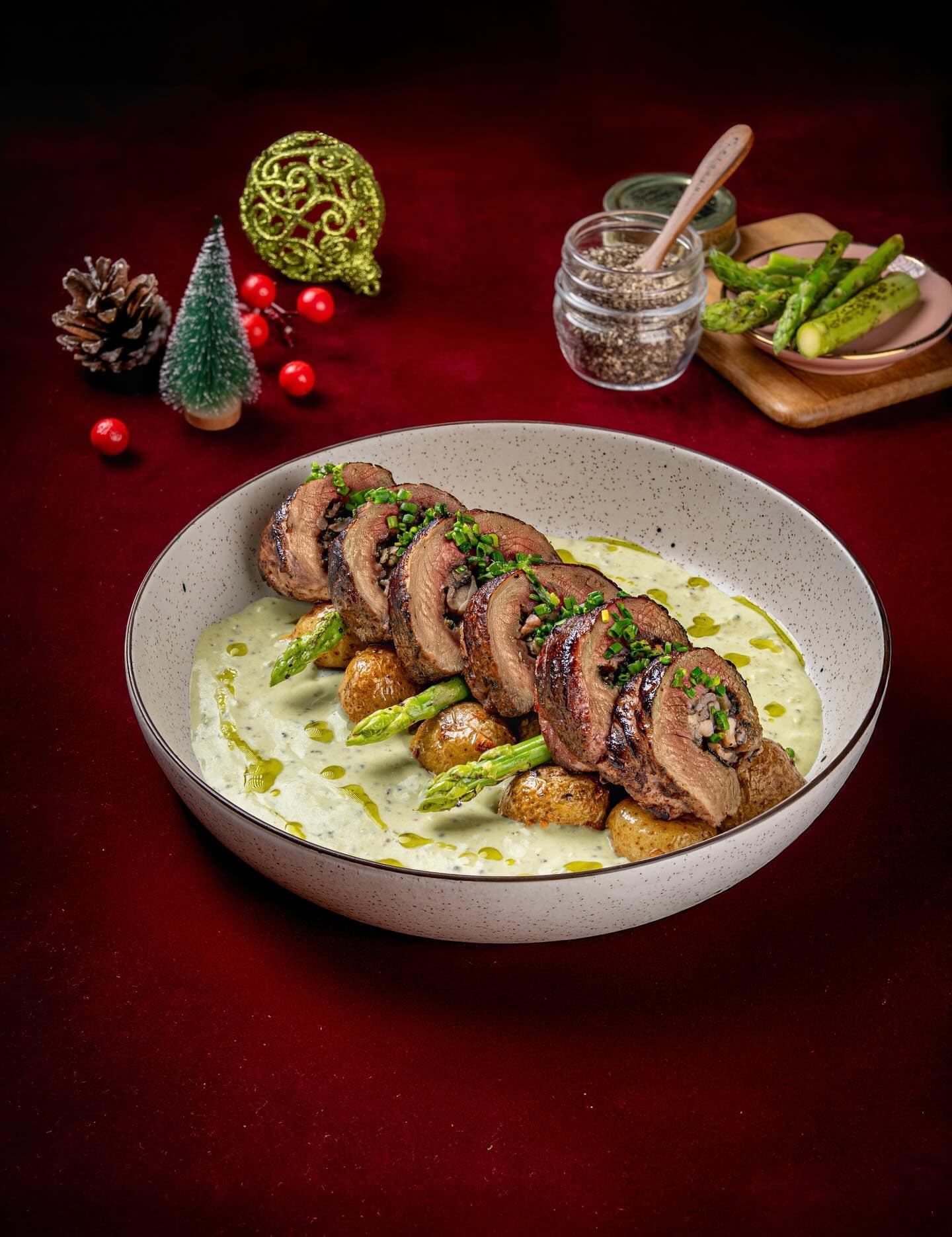 Jakarta foodies, get in here! The sandwiches and portions at this spot are Mantap 7