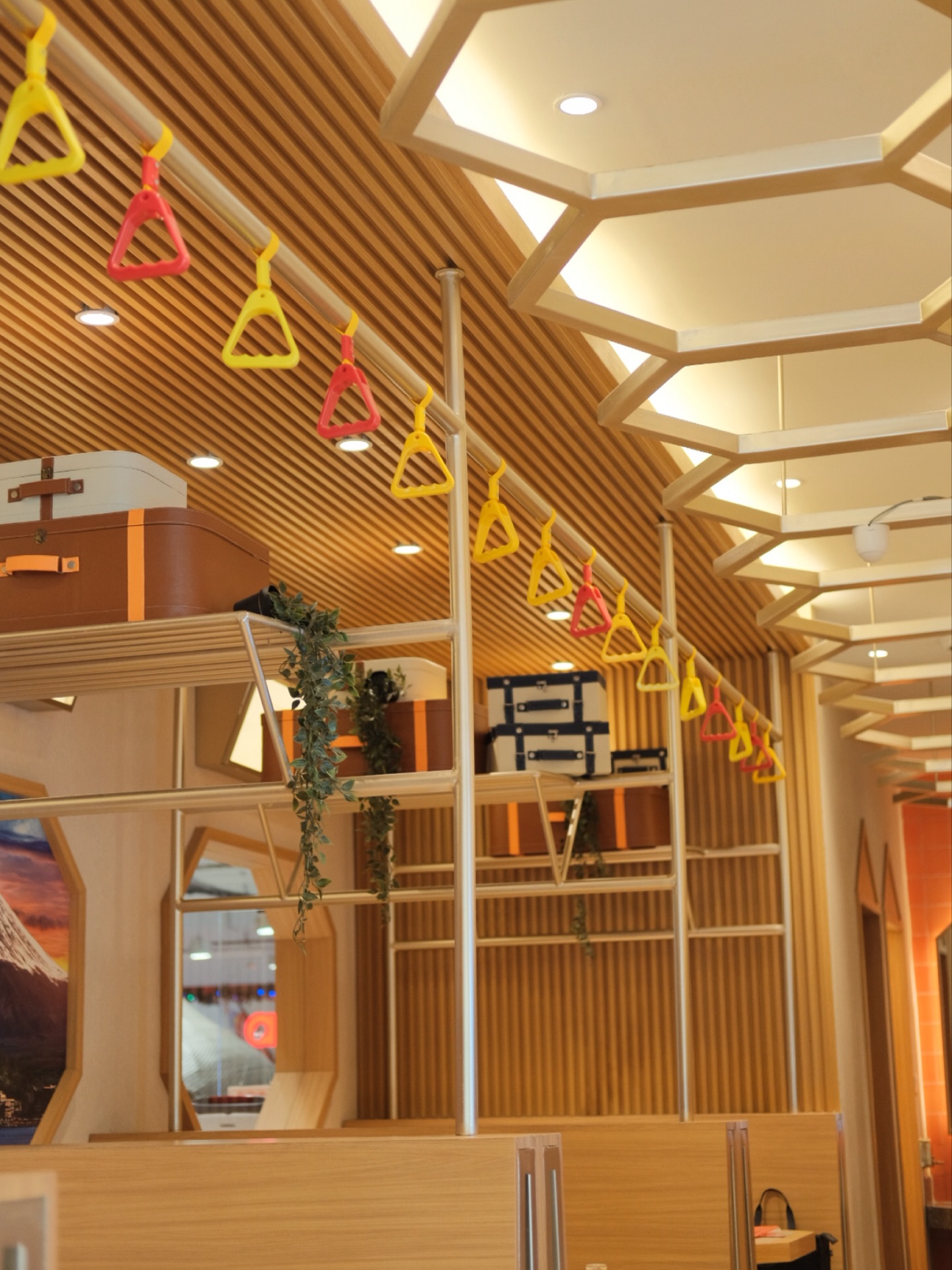 This 15K sushi in Makassar is super photogenic, but I have to be honest about the taste. 6