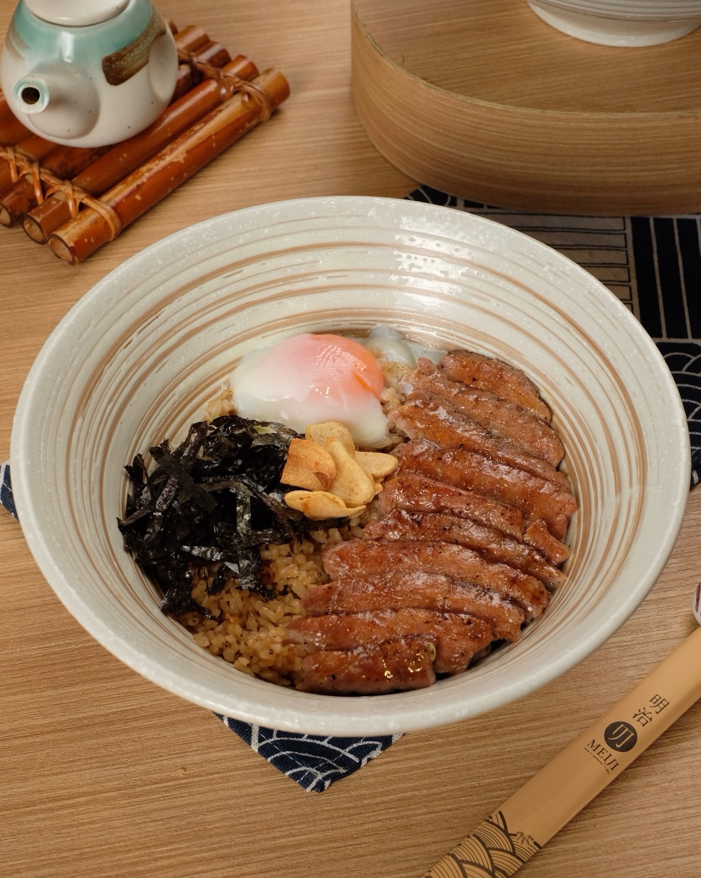 Resto Jepang tercantik di Makassar? Tempatnya Mantap, tapi rasanya... yah gitu deh. 2