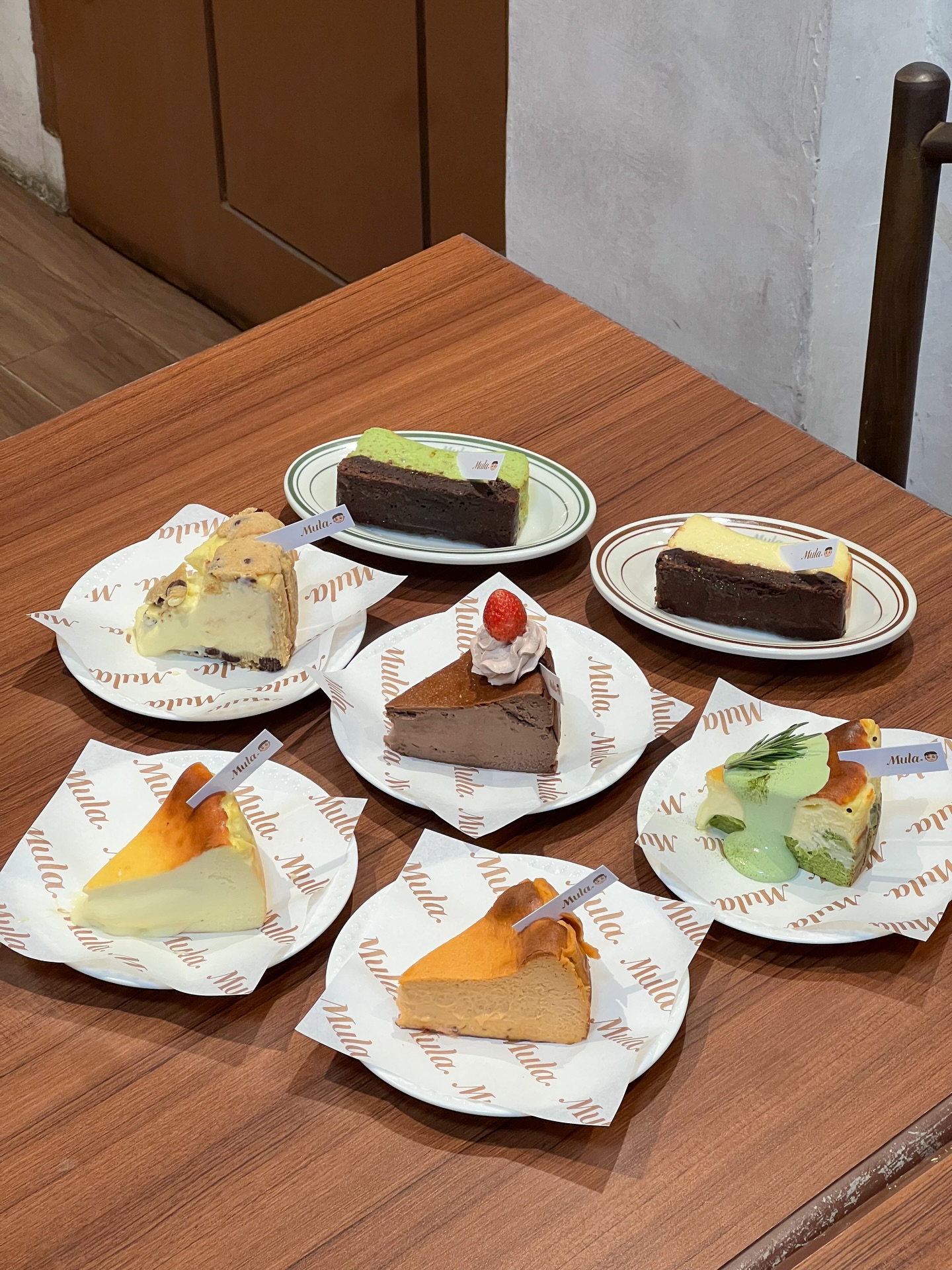 棉兰这家店,建议只带甜品胃来,主食党慎入!