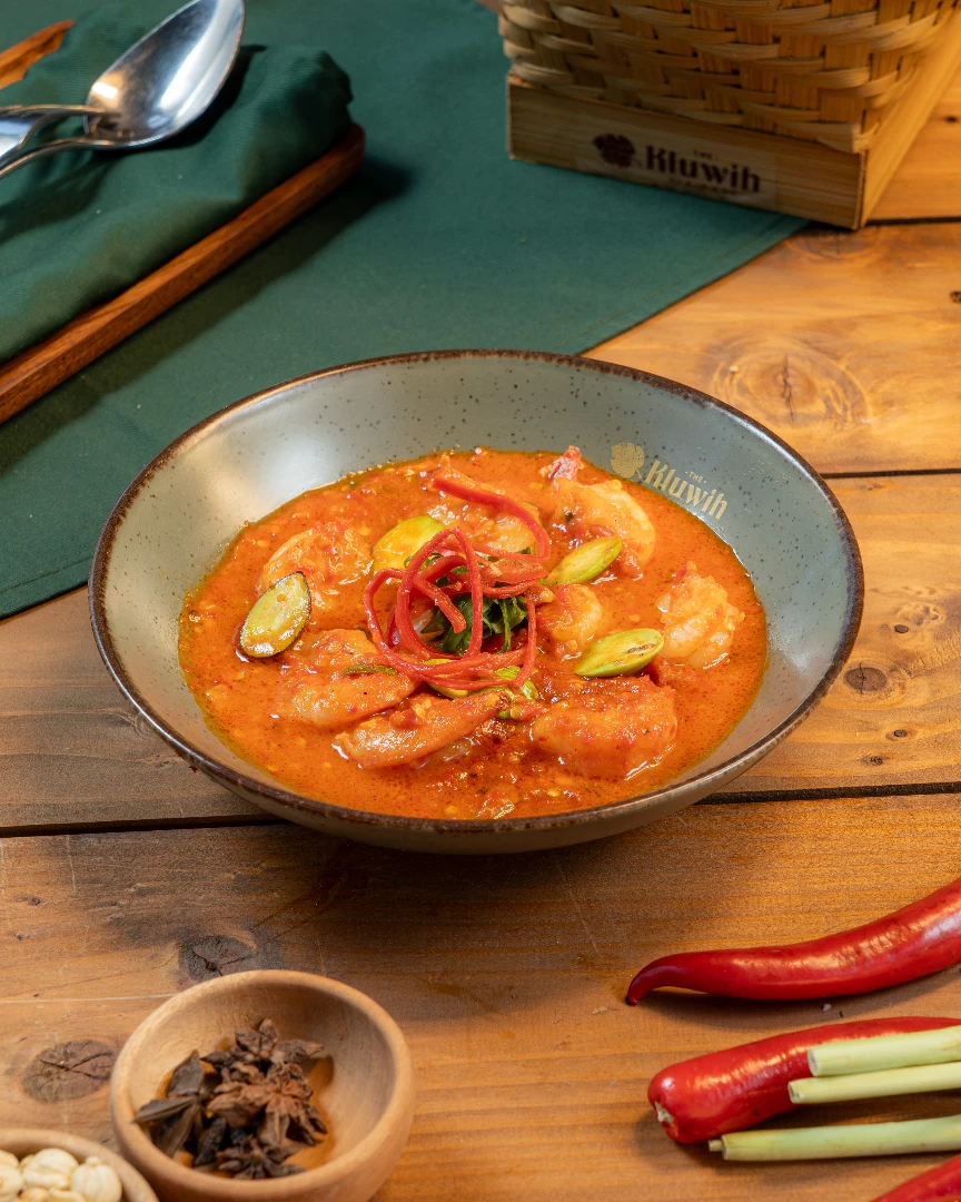 Besides the perfect ambiance, what else is left at The Kluwih Heritage? 4