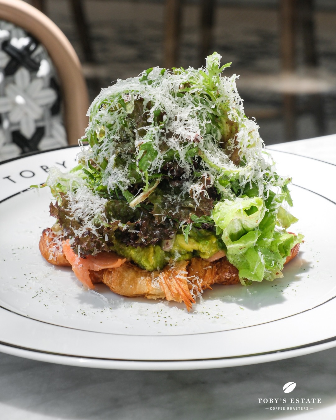 A 4.9-Star 'God-Tier' Spot on Google? I Got a Steak Fail at Toby's Estate in Palembang... 3