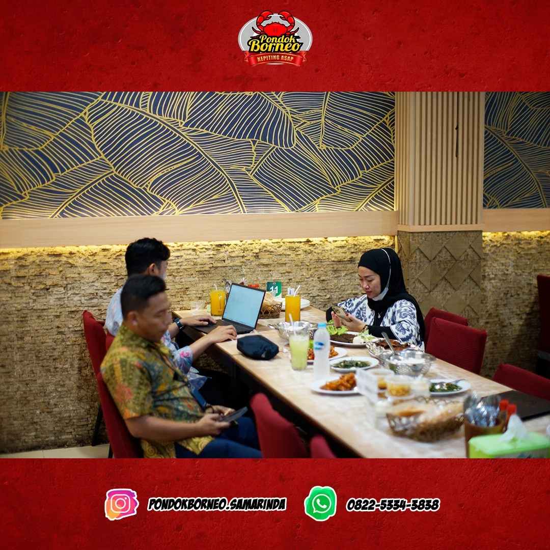 Think Kalimantan is only jungle? This "Rendang-flavored" crab begs to differ. 6