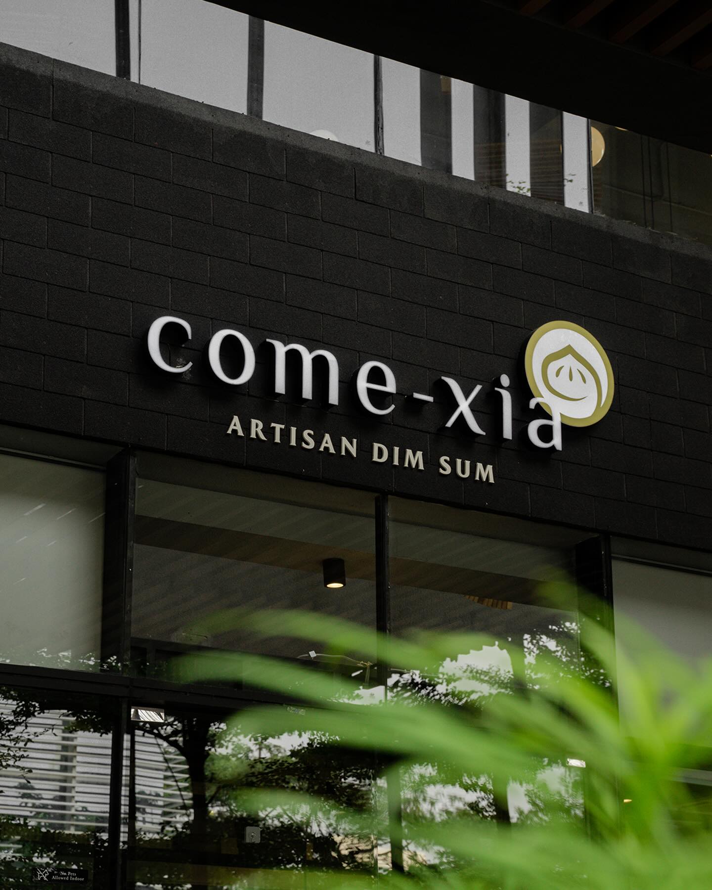 Tempat Nongkrong & ngedimsum yang emang buat geng foto-foto! Tapi buat para foodie, masuknya hati-hati ya... 4