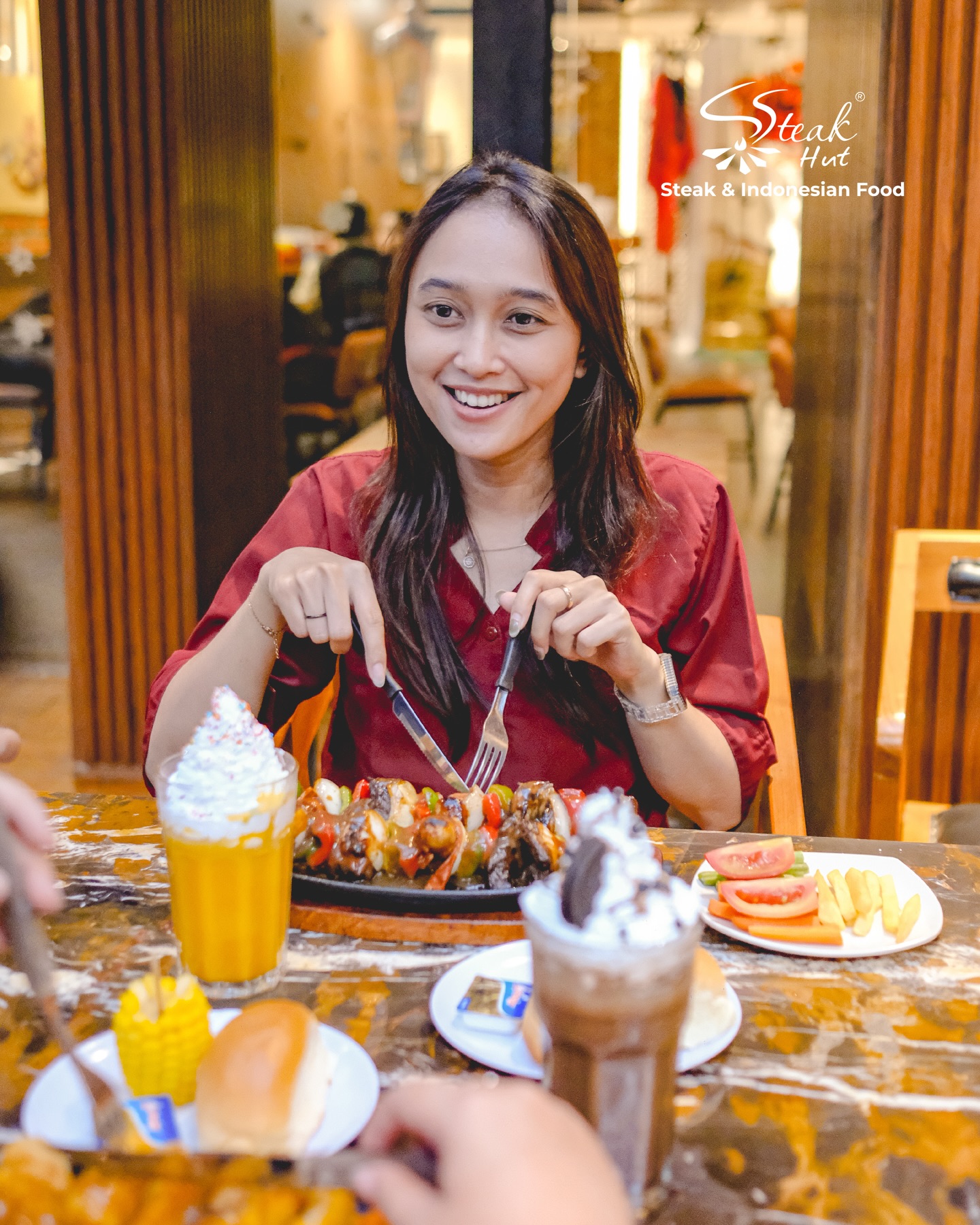 Modal kartu, makan diskon 50%! Steakhouse 4.7 di Surabaya ini, awas kalap! 2