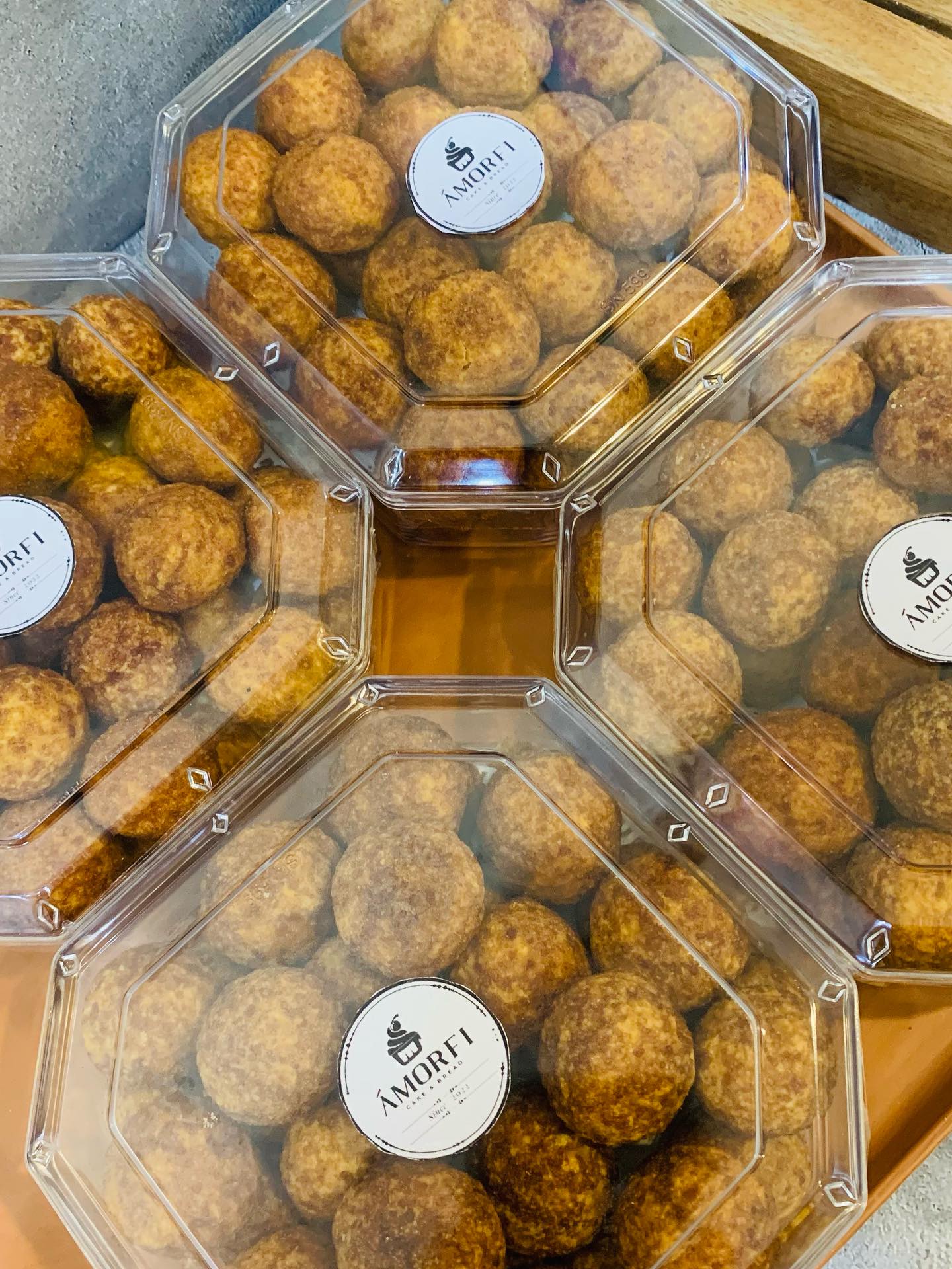 谷歌4.9分神店,生日蛋糕竟然没夹心?