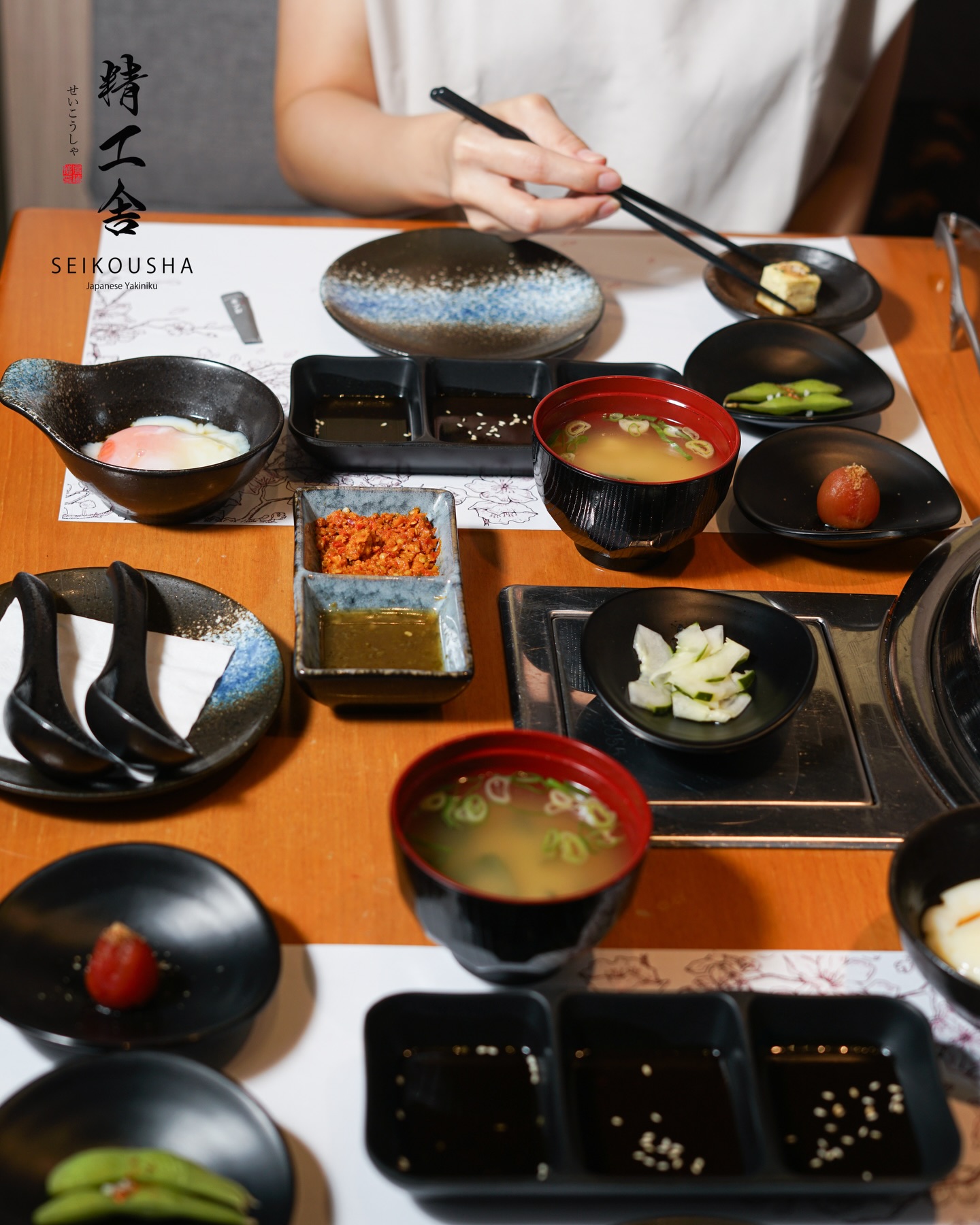 Makan Wagyu 90 ribu? Keseruan dan 'kagetnya' food court Surabaya ini! 4