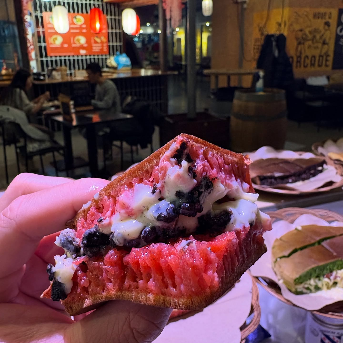 三马林达这家路边摊,吵到点单靠吼,居然要反向输出到荷兰? 2