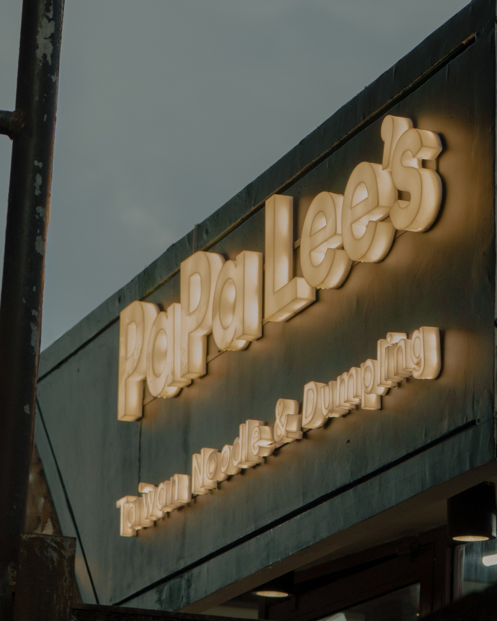 Google 4.8? Anjay, segini doang? Bakmi viral Seminyak ini aku cuma rekomendasiin setengah! 6