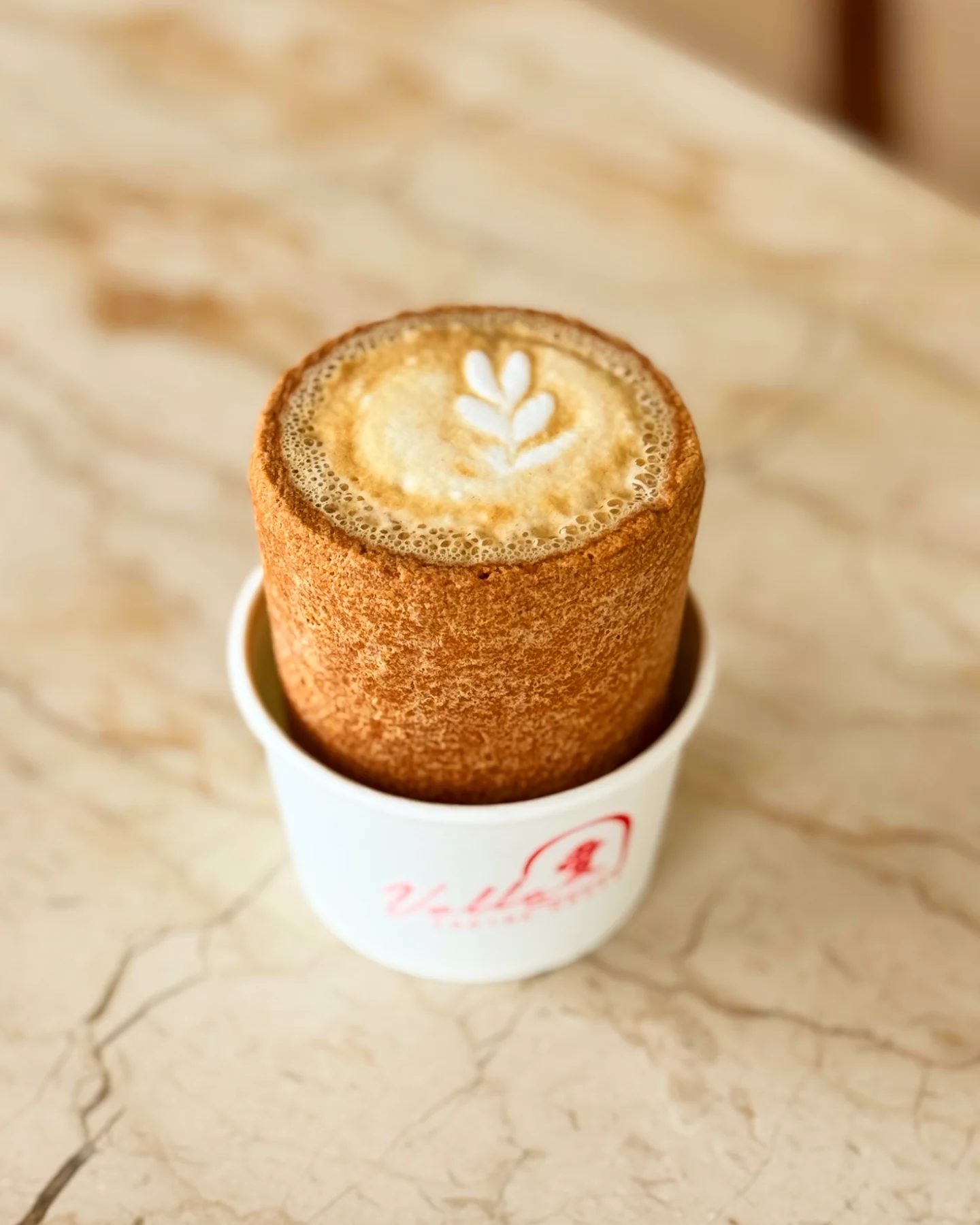 Worth it gak sih Nongkrong di sini cuma buat foto? Anjay, ini review jujur Cafe 'sok Bali' di Batam 3