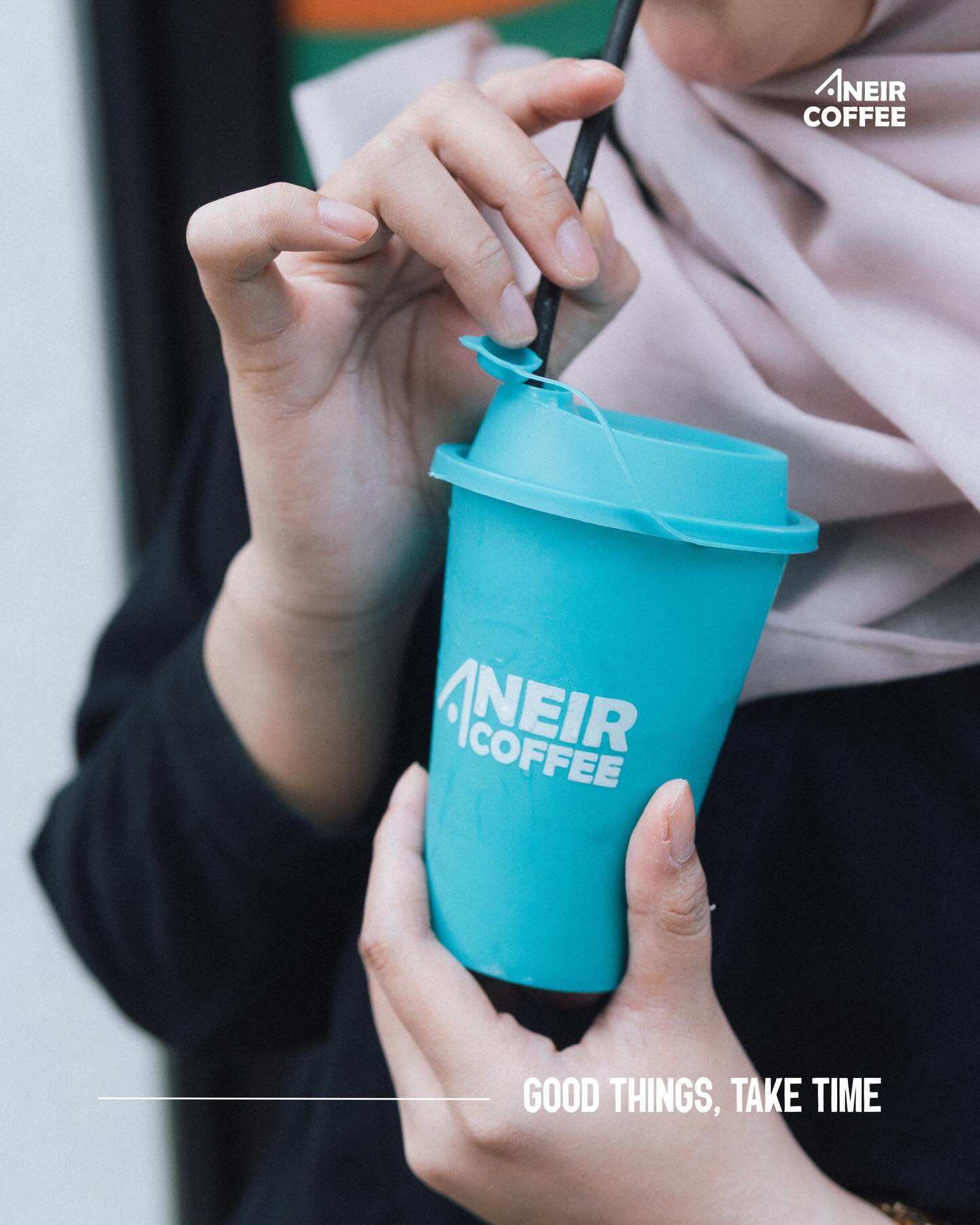 班贾尔马辛这家咖啡馆,怕热星人和烟味敏感者请直接划走! 4