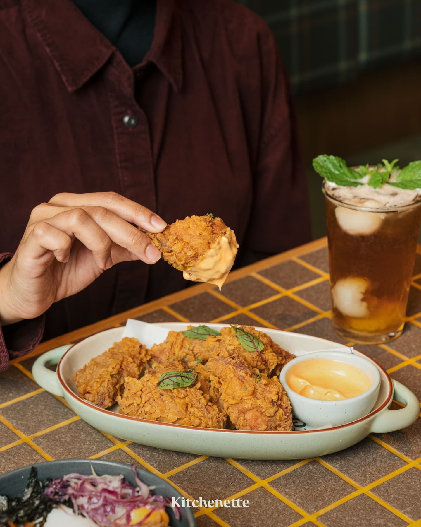 Calling all Ismaya fans! The vibe at this PIM Kitchenette is seriously Mantap 5