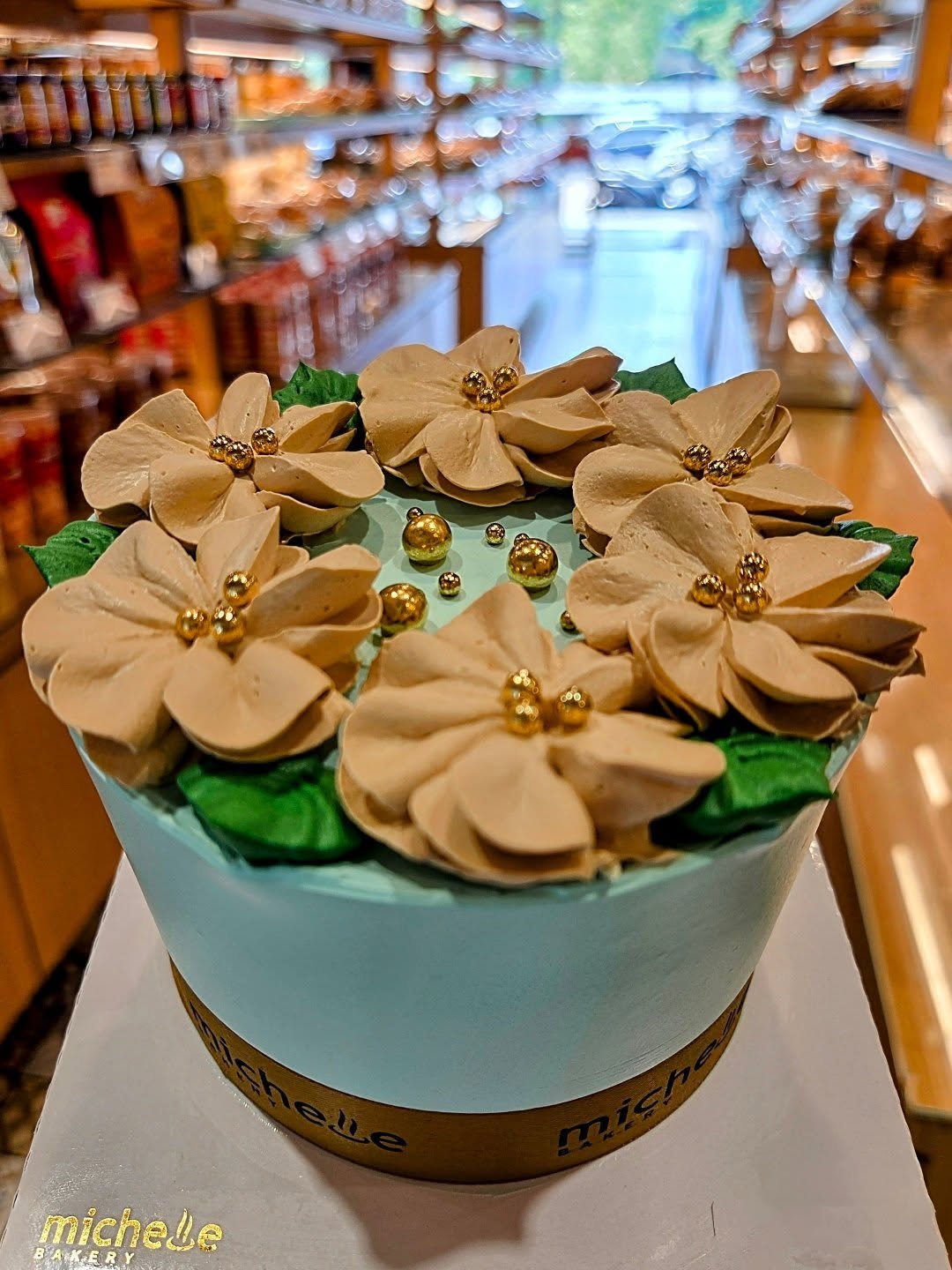 From Lokal pastries to Korean cakes, this Cibubur bakery is just Anjay 4