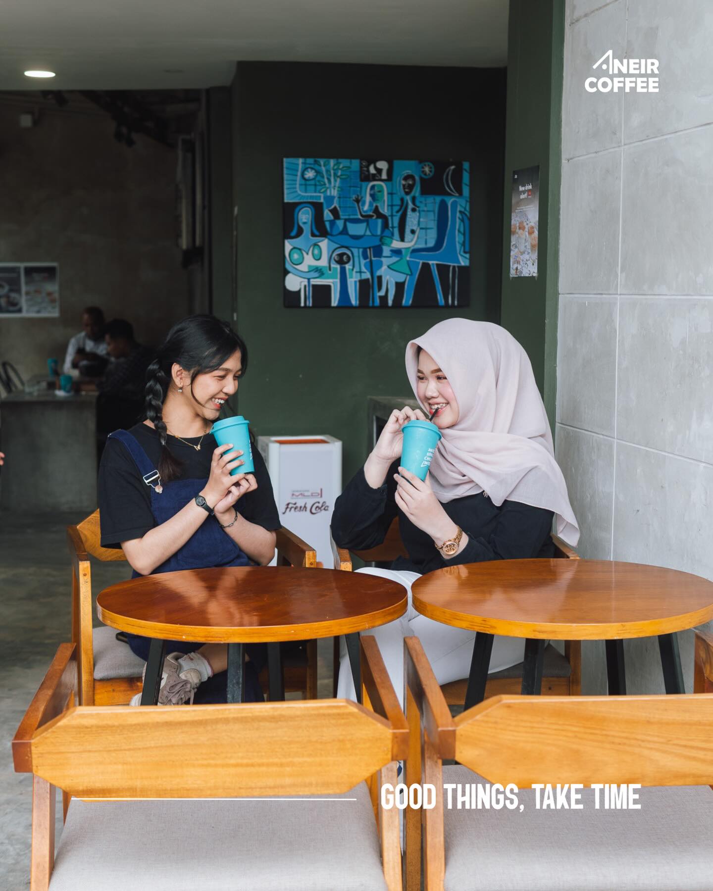 班贾尔马辛这家咖啡馆,怕热星人和烟味敏感者请直接划走! 3